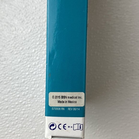 Jobst 20-30mmHg Ultra Sheer Thigh High Medical Compression Pair (2) Stockings M - Picture 8 of 9